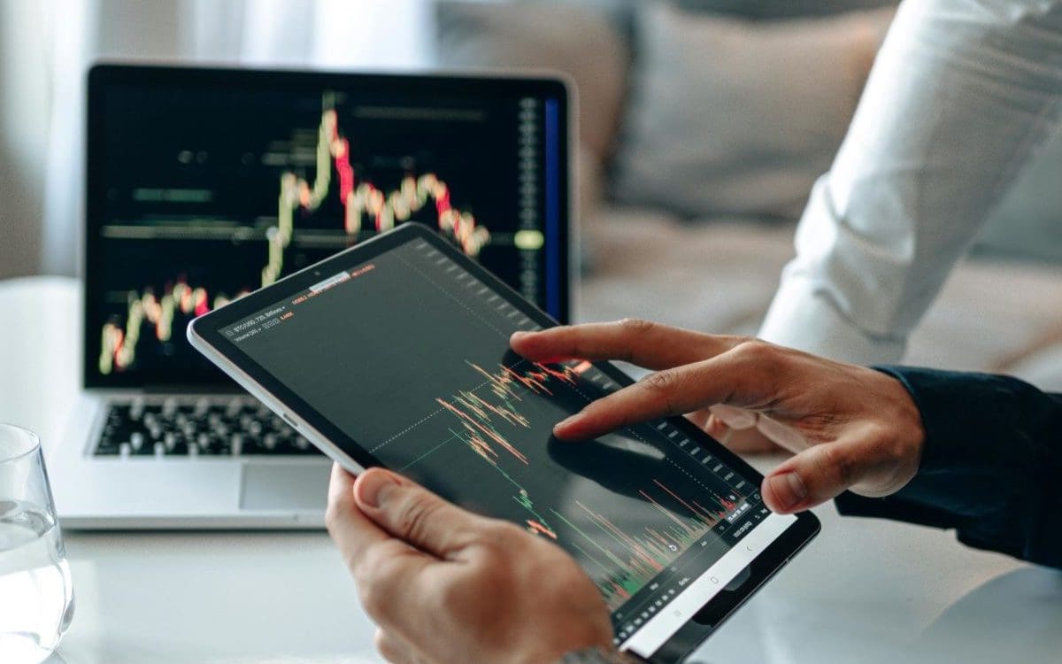 Connecting-and-Contrasting-International-Surveys-and-Demonstration-Projects-