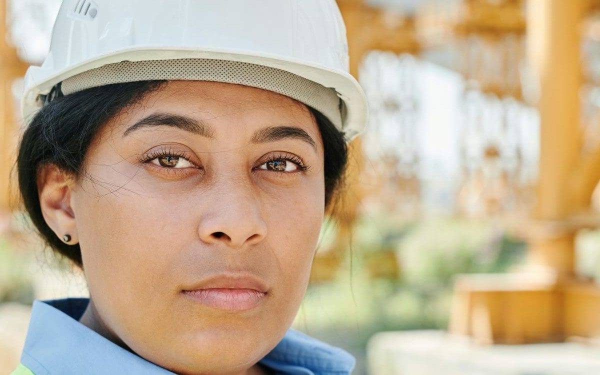 Evaluation of the Advancing Women in Engineering and Technology in BC Pilot Project (AWET)