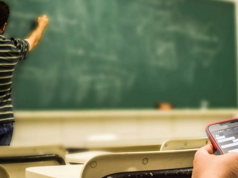Post-Secondary Education Non-Completion in Ontario 1920x750 News
